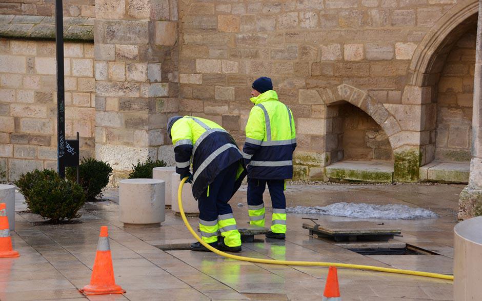 comment déboucher un évier Villeneuve-la-Garenne